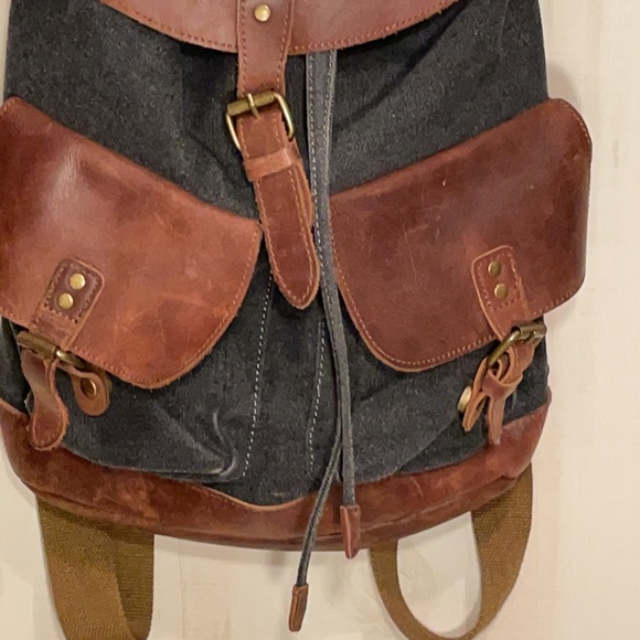 LAEL Collection Backpack - Picture 3 of 10